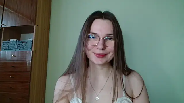 LooveELLYx online show from 01-24-25, 07:41