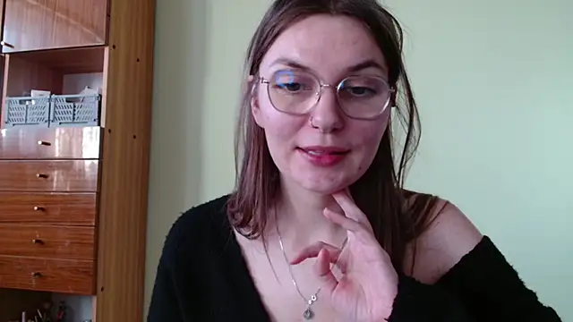 LooveELLYx online show from 01-24-25, 01:57