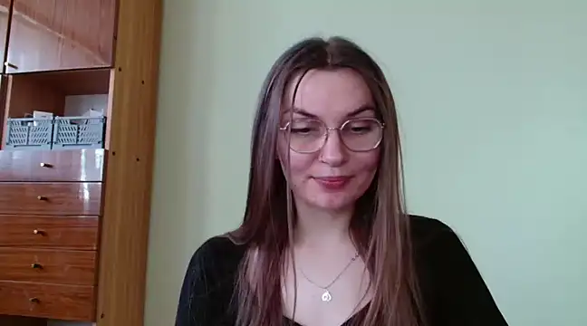 LooveELLYx online show from 01-31-25, 11:46