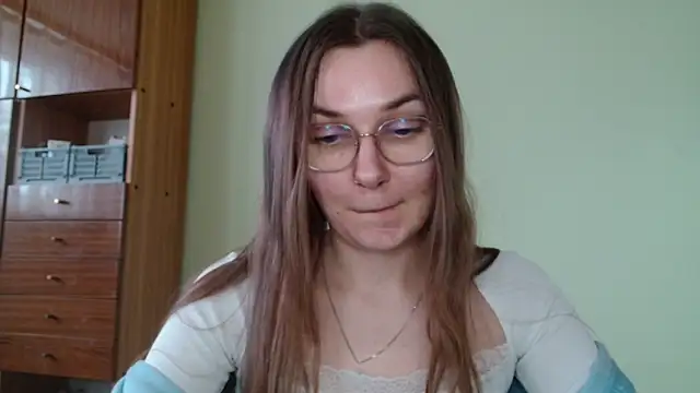 LooveELLYx online show from 02-06-25, 02:48