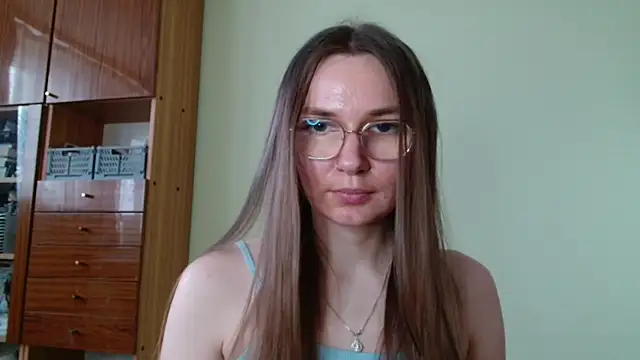 LooveELLYx online show from 02-25-25, 02:44