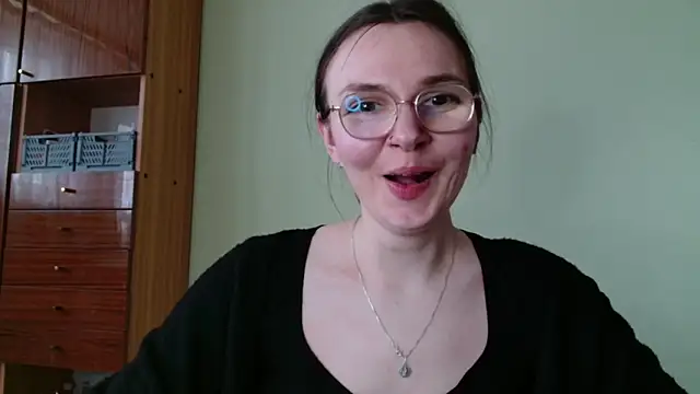 LooveELLYx online show from 02-26-25, 02:46