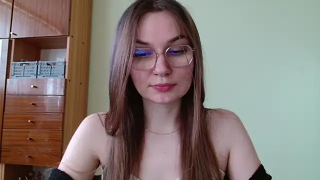 LooveELLYx online show from 02-28-25, 10:52
