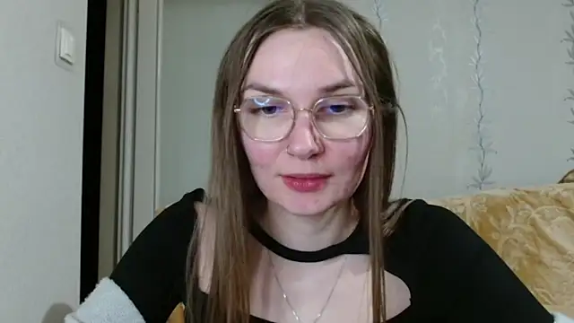 LooveELLYx online show from 03-20-25, 05:47