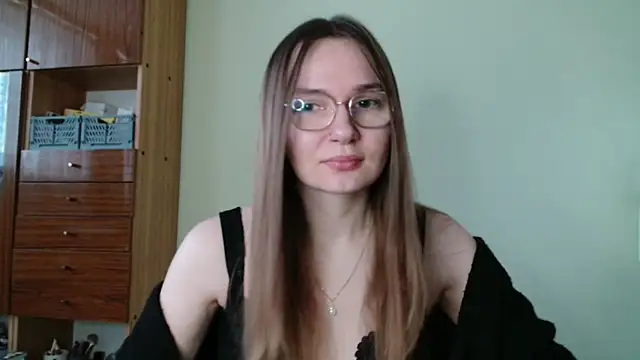 LooveELLYx online show from 01-15-26, 07:35