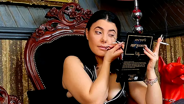 Snapshot of MistressEly chatting on 10-26-25, 12:00 MistressEly online show from 10-26-25, 12:00