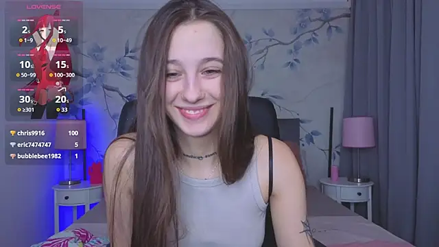 Snapshot of Little_cherryy__ chatting on 09-13-25, 06:46 Little cherryy online show from 09-13-25, 06:46