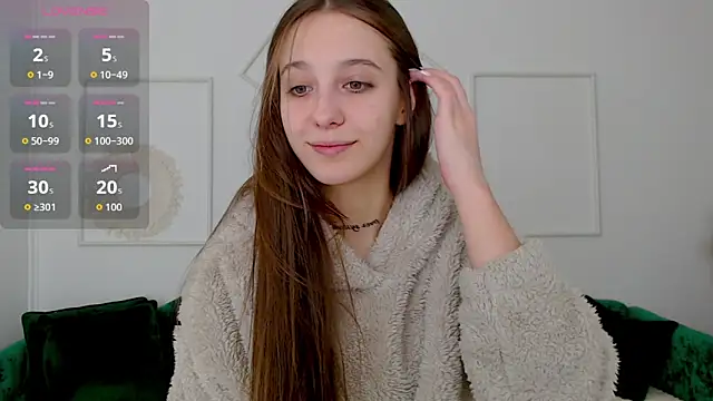 Snapshot of Little_cherryy__ chatting on 10-06-25, 06:33 Little cherryy online show from 10-06-25, 06:33