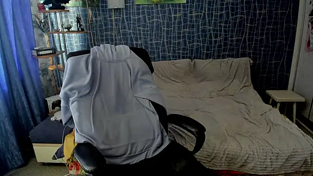Snapshot of CuteBoy228 chatting on 05-09-26, 10:31 CuteBoy228 online show from 05-09-26, 10:31