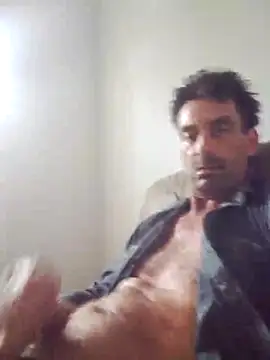 Snapshot of straightozgoesdwn chatting on 03-20-26, 07:02 straightozgoesdwn online show from 03-20-26, 07:02