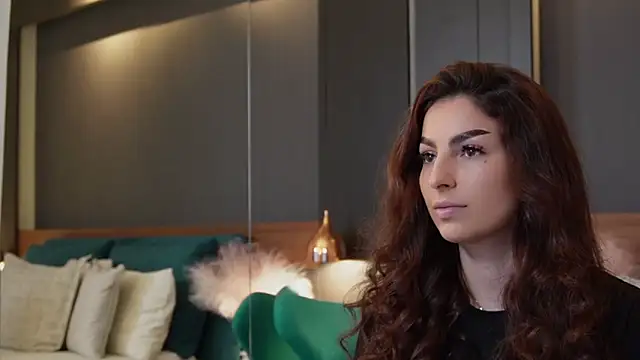 EmilyTrix online show from 10-11-25, 11:20