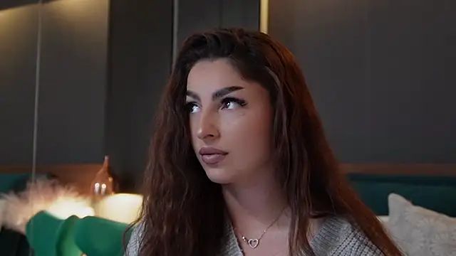 EmilyTrix online show from 11-03-25, 03:13