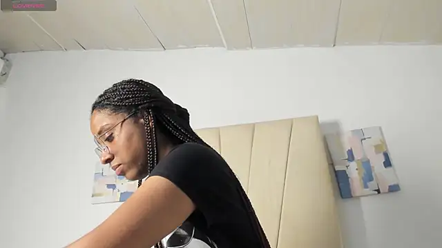 Snapshot of Sophia_Ebony chatting on 05-28-26, 12:13 Sophia Ebony online show from 05-28-26, 12:13