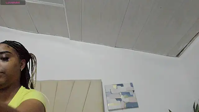 Snapshot of Sophia_Ebony chatting on 06-09-26, 12:28 Sophia Ebony online show from 06-09-26, 12:28