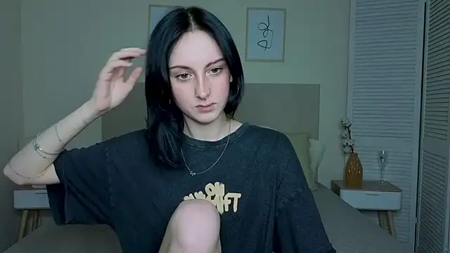 Little moly999 online show from 11-12-25, 10:09