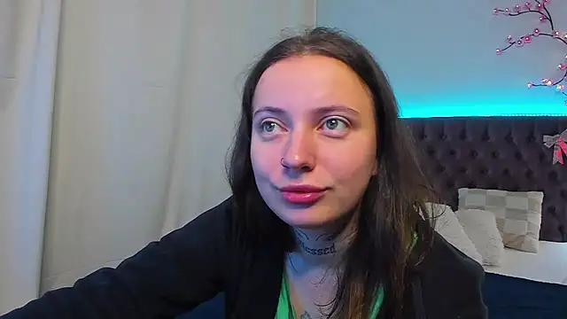 Snapshot of LilaVame chatting on 10-09-25, 03:04 LilaVame online show from 10-09-25, 03:04