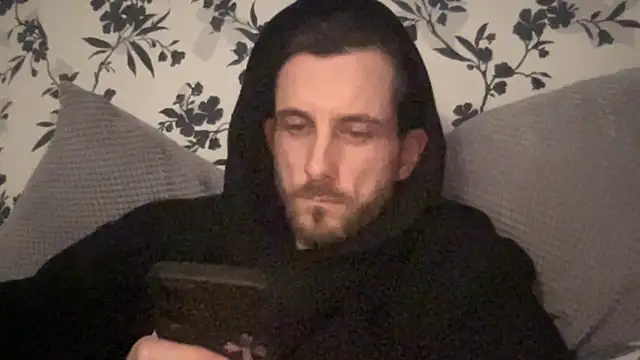 Big8inchUncutCock online show from 04-03-26, 08:18