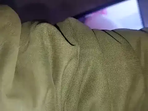 Snapshot of Mandy1212 chatting on 12-17-25, 11:05 Mandy1212 online show from 12-17-25, 11:05