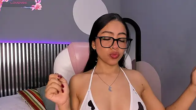 Sky winter online show from 09-21-25, 02:29