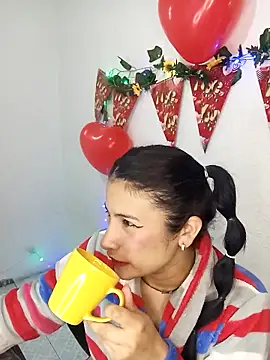 karinnahotdirty online show from 02-14-26, 09:22