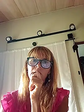 LunaNatural online show from 09-22-25, 09:39