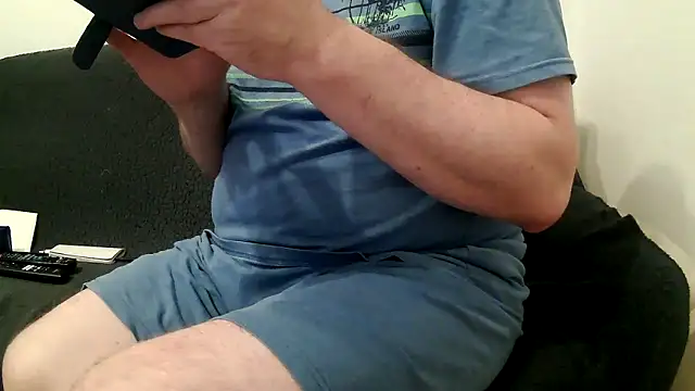 Snapshot of Lavastrom3 chatting on 06-15-26, 09:17 Lavastrom3 online show from 06-15-26, 09:17