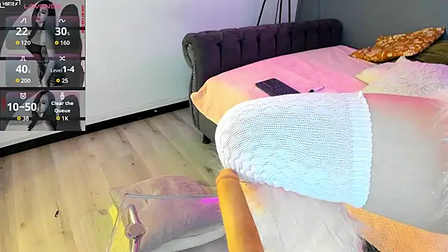 Snapshot of Abbyy_stone chatting on 10-11-25, 08:18 Abbyy stone online show from 10-11-25, 08:18