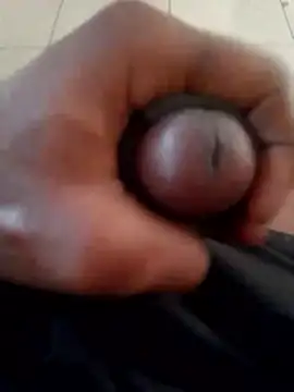 Snapshot of Silvier_78 chatting on 10-18-25, 10:16 Silvier 78 online show from 10-18-25, 10:16