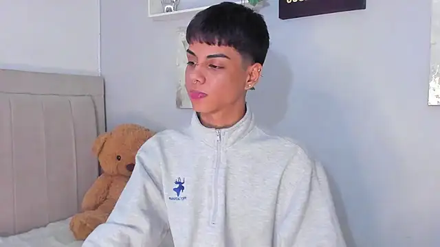 Thomas wil online show from 11-27-25, 06:37