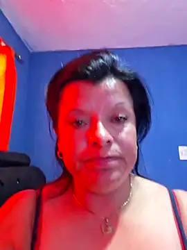 Hanna Kieran online show from 11-21-25, 07:23