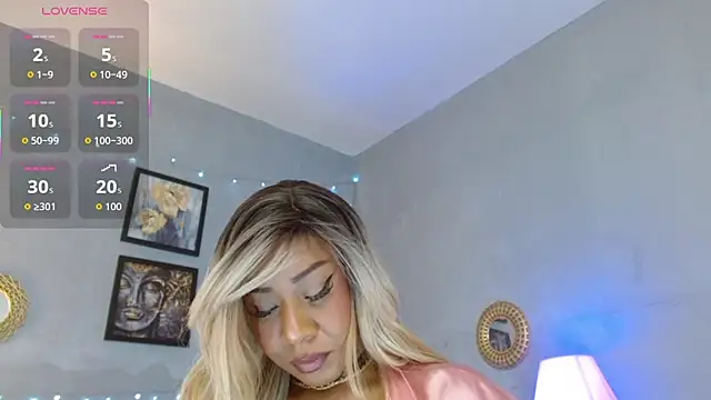 Snapshot of Corinndupontx chatting on 10-10-25, 05:06 Corinndupontx online show from 10-10-25, 05:06