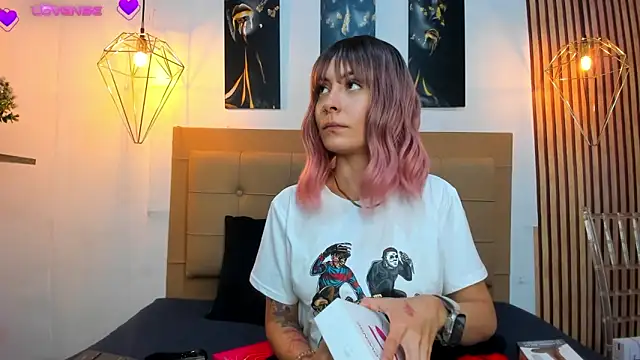 alesziarose online show from 09-13-25, 07:46