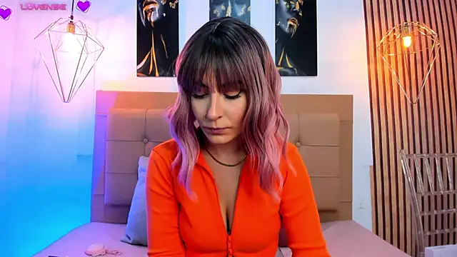 alesziarose online show from 09-29-25, 07:19