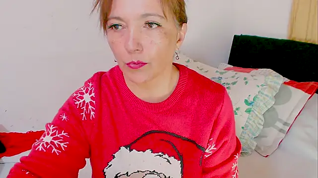 Snapshot of Kendraline1 chatting on 12-14-25, 06:34 Kendraline1 online show from 12-14-25, 06:34