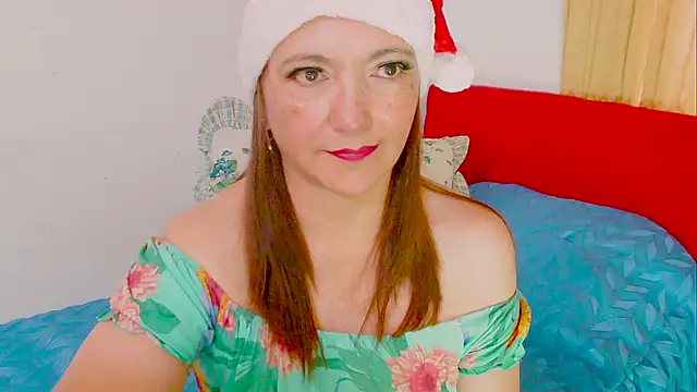 Snapshot of Kendraline1 chatting on 12-16-25, 07:41 Kendraline1 online show from 12-16-25, 07:41