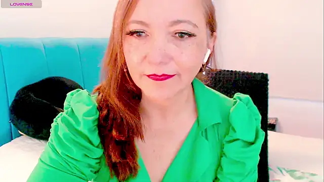 Kendraline1 online show from 06-30-26, 07:04