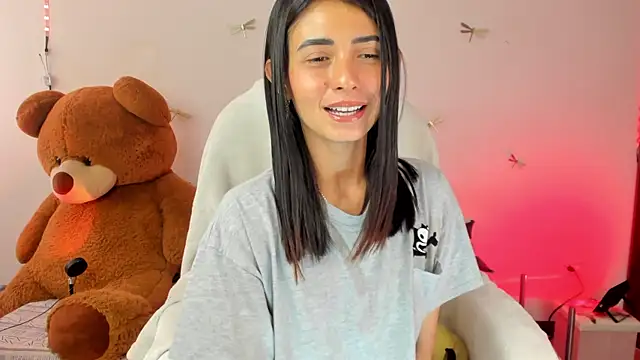 princessluna 19 online show from 11-17-25, 10:04