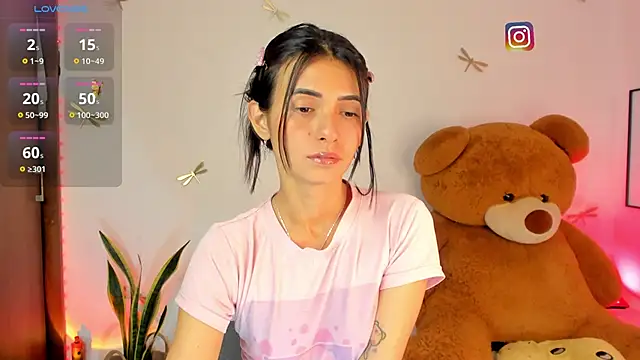 princessluna 19 online show from 12-18-25, 08:48