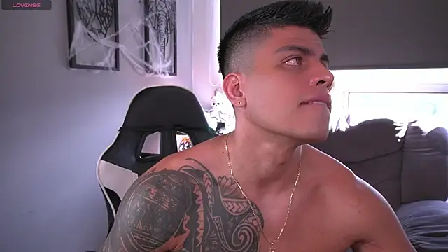 tyler muscle1 online show from 10-07-25, 07:33