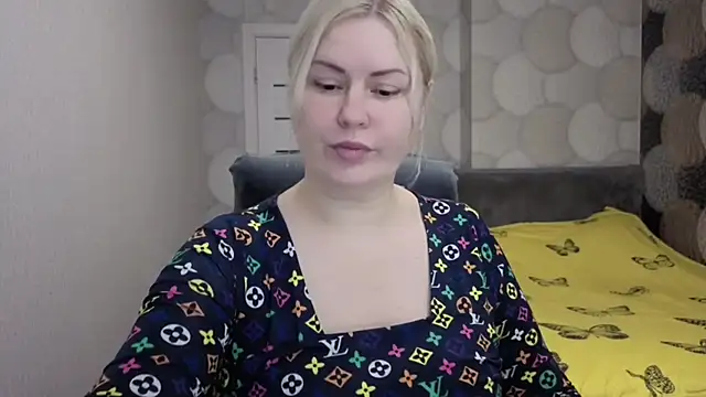 CrystallKiss online show from 11-29-25, 11:19