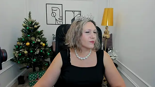 NinaStarle online show from 12-18-25, 11:38