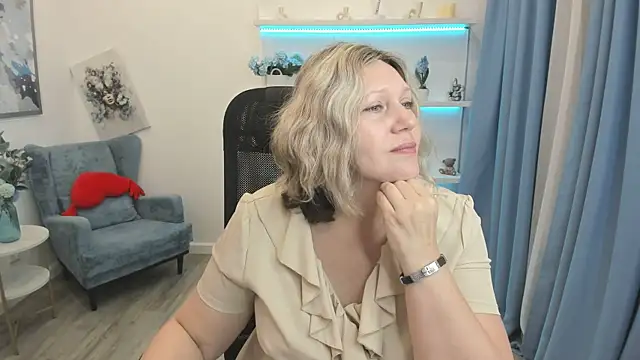 NinaStarle online show from 06-07-26, 04:49