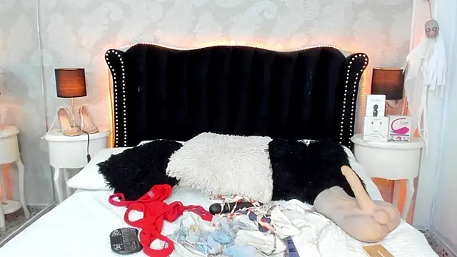 ViictoriaGrey online show from 10-29-25, 02:36