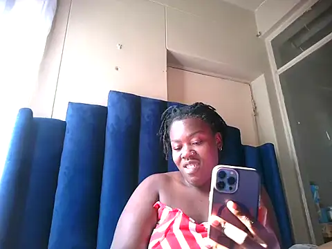 Big-Batty-Gyal20 online show from 06-11-26, 08:56