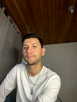 Michaell Spinelly online show from 10-21-25, 06:52