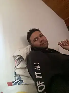 Michaell Spinelly online show from 04-23-26, 07:16