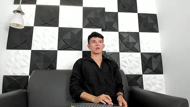 AndyFame1 online show from 12-15-25, 06:56