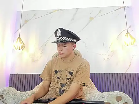 AndyFame1 online show from 01-16-26, 06:23