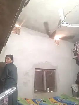 couple 71 online show from 02-12-26, 08:20