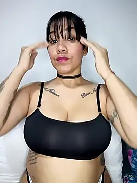 violettaa millerss online show from 04-29-26, 12:37